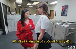Phang tê bướm em tây lồn rộng căm trổ cá tính